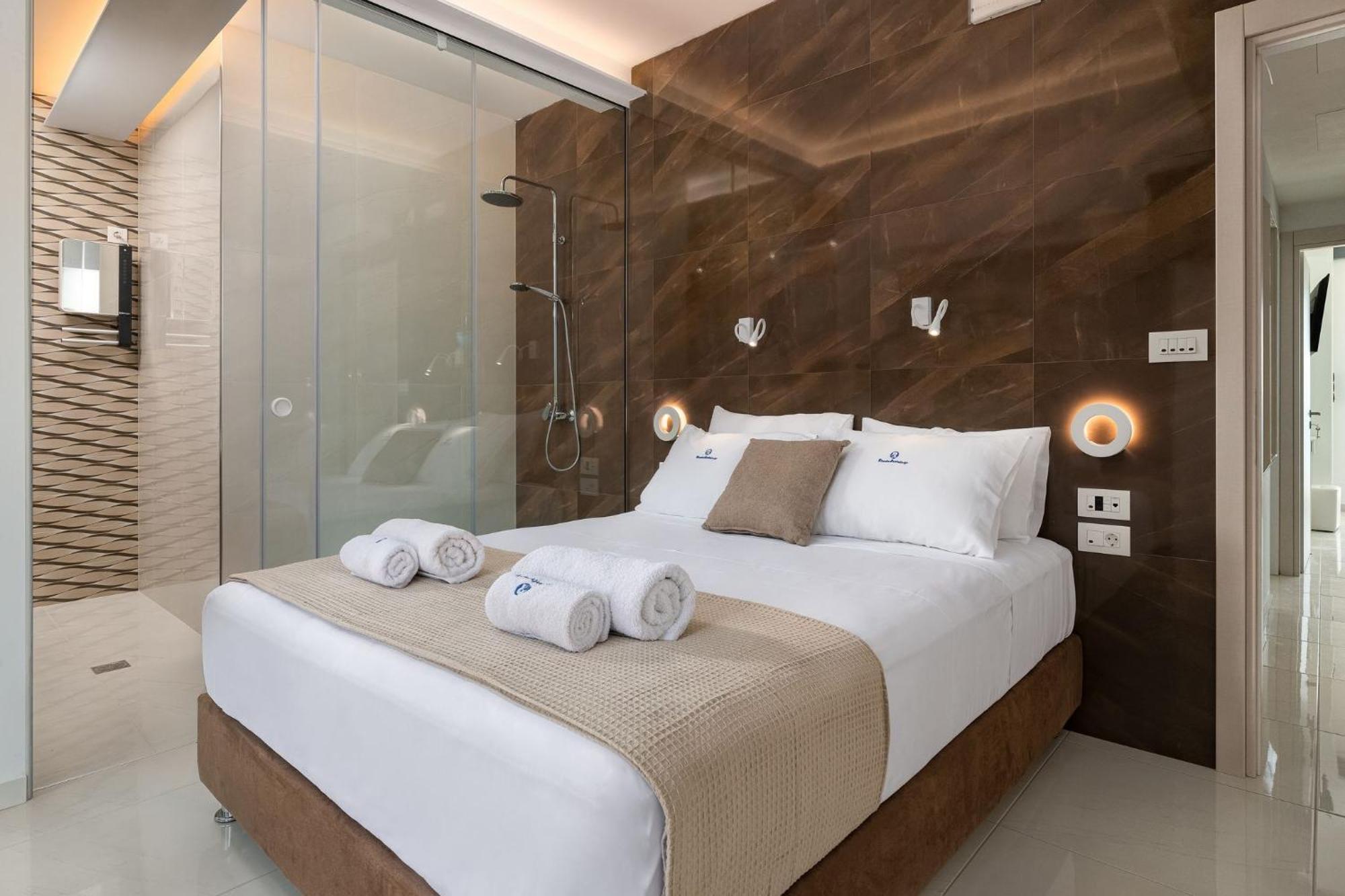 Rhodes Skyline With Out Door Jacuzzi Sea View A1 Ixia (Rhodes)